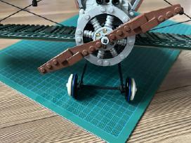 Lego lėktuvas Sopwith Camel