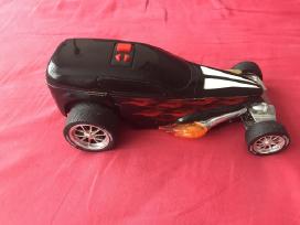 Vintažinė Plymouth Prowler mašina