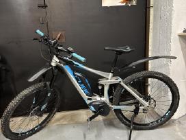 Cube Stereo Hybrid 160 hpa Race 27.5