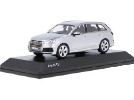 Audi Q7 1:43