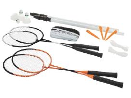 Badmintono raketes ir komplektas su tinklu.