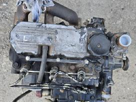 Japoniško mini traktoriaus Mitsubishi S3l variklis