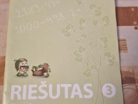 Riešutas matematikos testai 3 kl