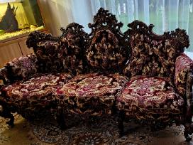 Antikvarinė trivietė sofa