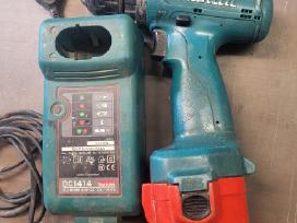 Makita dc1414