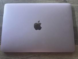 MacBook 12 atskiromis dalimis