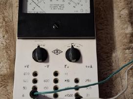 Voltmetras