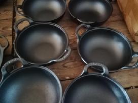 Ketaus sunkios keptuvės, puodai