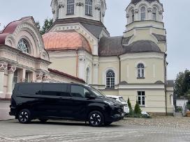 Keleivių pervežimas su vairuotoju