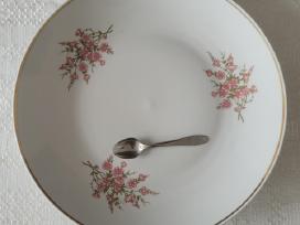 Dekoruota didelė lėkštė