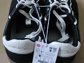Batai Bershka Dydis 40