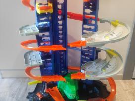 Hotwheels garažas