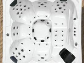 Lauko sukurine vonia/jacuzzi