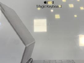 Apple iPad Magic Keyboard su touchpad