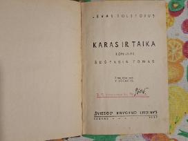 Parduodama knyga "Karas ir taika".