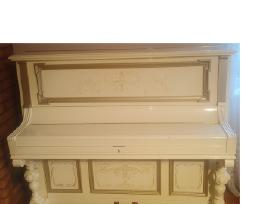 Pianinas antikvarinis