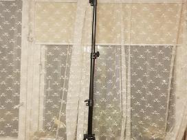 Trikojos su LED lempa. Aukstis 1.6m,