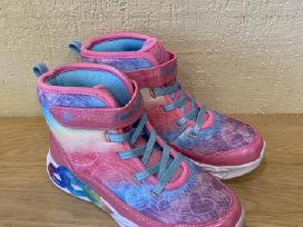 Ryškūs Skechers aulinukai