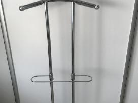 Pastatoma kabykla rūbams.