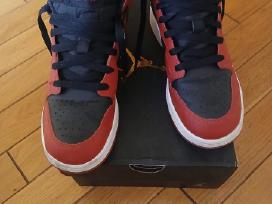 Air Jordan batai