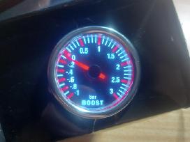Boost gauge, turbinos matuoklis