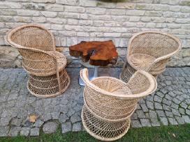 Vintažiniai rankų darbo skelto bambuko krėslai