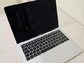 MacBook Pro 2016 i5/8gb/256gb SSD/iris 540 - 300€