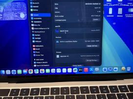 MacBook air m2 starlight color 256gb, 8gb RAM 2022