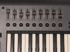 M-audio Axiom 49 mk2