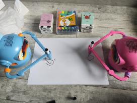 Mokomasis Piešimo robotas su muzika ir kortelėmis