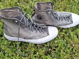 Converse ir Keen