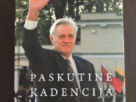 Valdo Adamkaus knyga Paskutinė Kadencija
