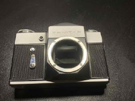 Fotoaparatas zenit b bei obijektyvai