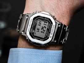 Pirksiu Casio G-shock 5000 seriją pilnai metalas
