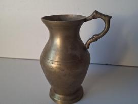 Bronzinė vazelė nedidelė 11cm aukstis