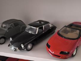 1:18 Citroen, Lloyd, Camaro modeliukai