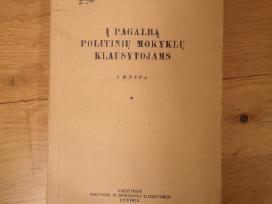 Į pagalbą politinių mokyklų klausytojams