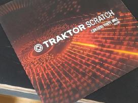 Native Instruments Traktor Control Vinyl plokstele