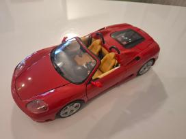 Modeliukas 1:18 ferrari 360 spider hot wheels