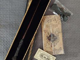 Harry Potter burtu lazdele nauja