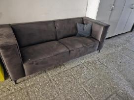 Praktiškai nauja išskirtinė sofa
