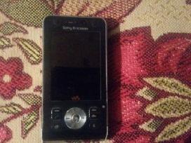 Veikiantis mygtukinis W910i su daug priedu