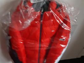 Tommy Jeans striukė