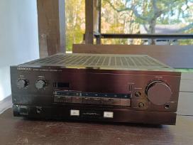 Kenwood A-71 stiprintuvas