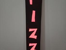 Pizza šviečiantis logotipas