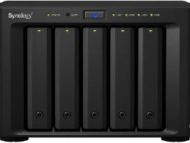 Synology ds1515+ nas 20tb wd red