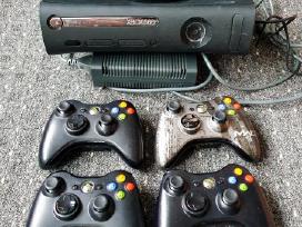 Xbox 360+4 pultai+kinect