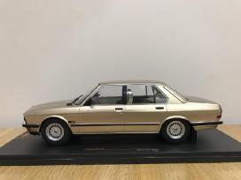 Bmw 520i (E28)