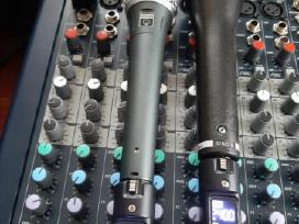 Karaoke mikrofonai