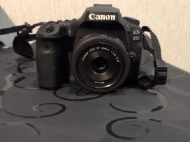 Canon 90d + 40mm optika portretams